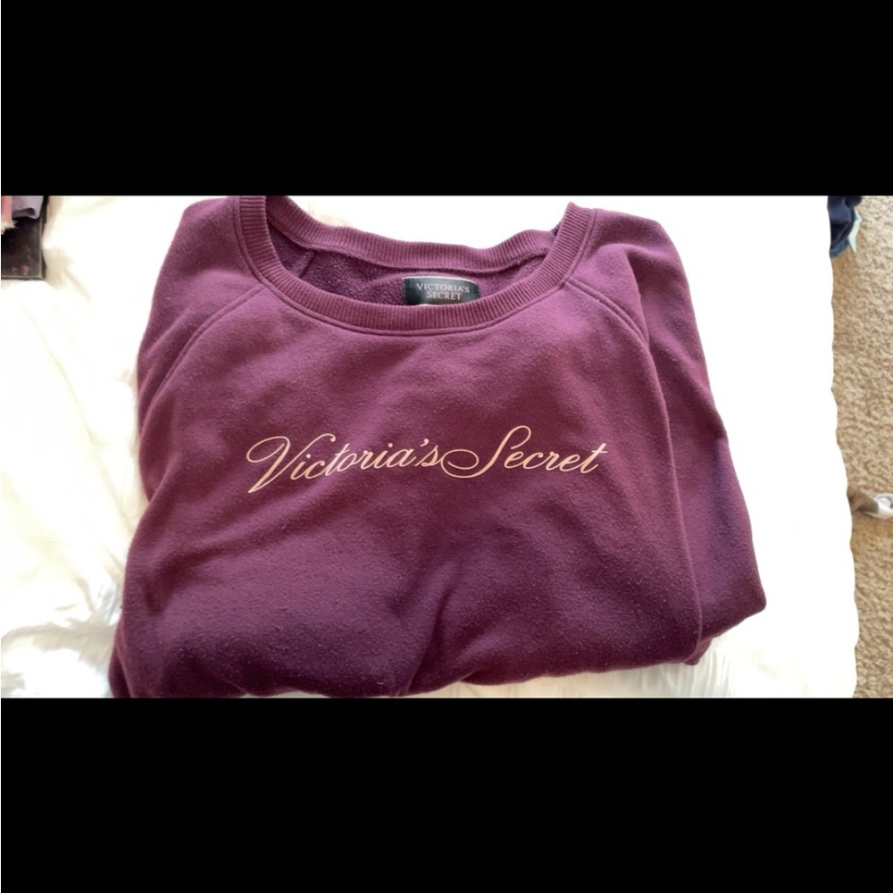 VS crewneck